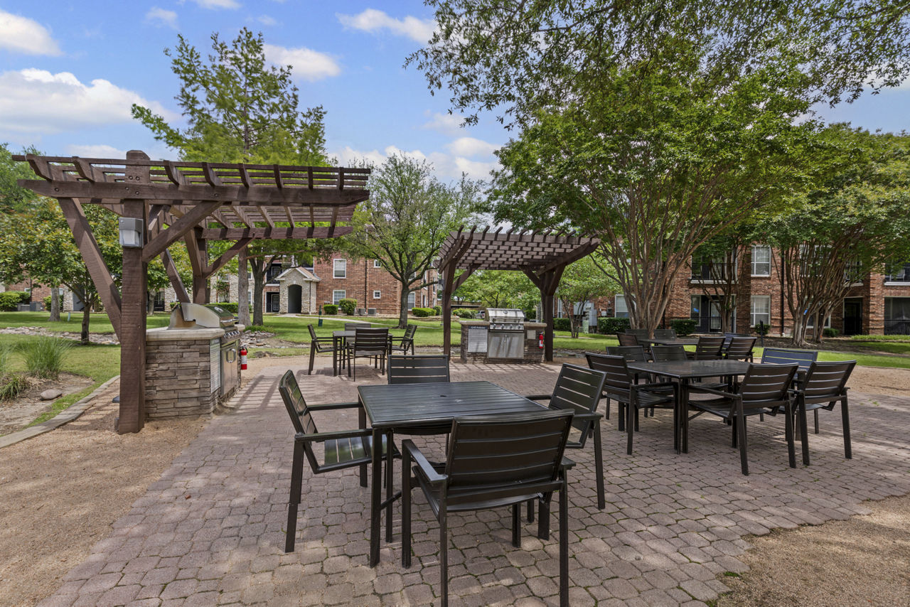 Grill area at Settlers Gate