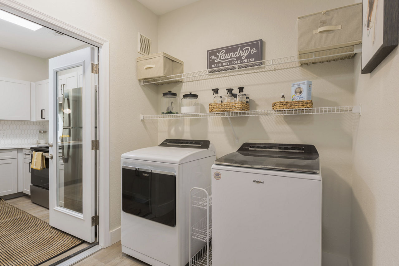 Laundry room at Cantera