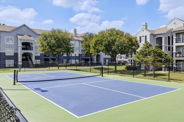 sport court at Benton Pointe Apartments