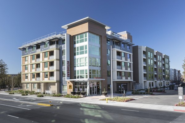 The Standard Apartments: Modern high-rise building in prime location