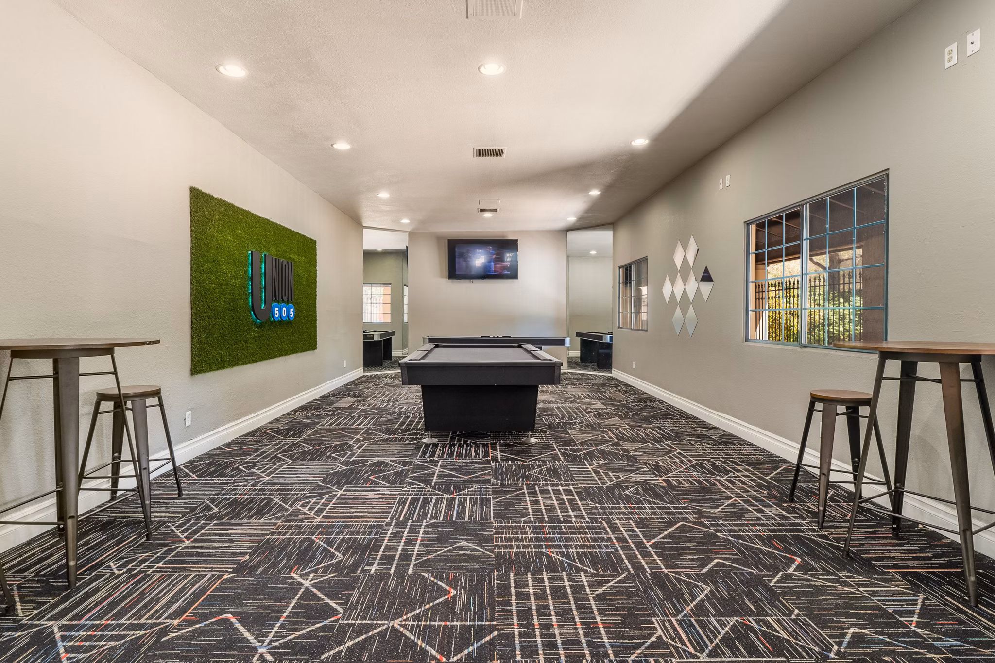 game room at Union 505 Apartments
