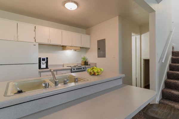 kitchen at Union 505 Apartments