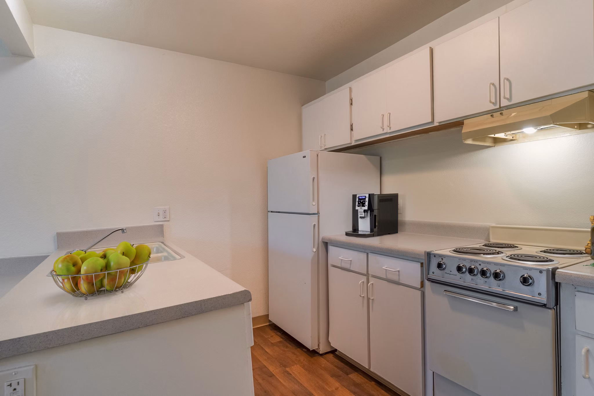 kitchen at Union 505 Apartments