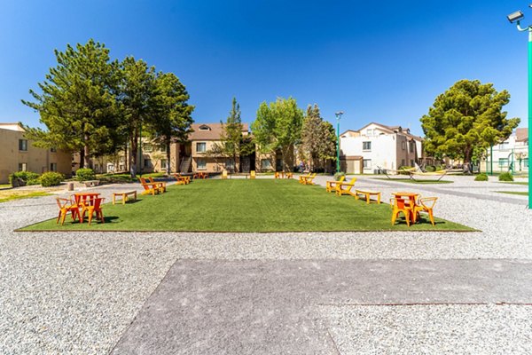 sport court at Union 505 Apartments