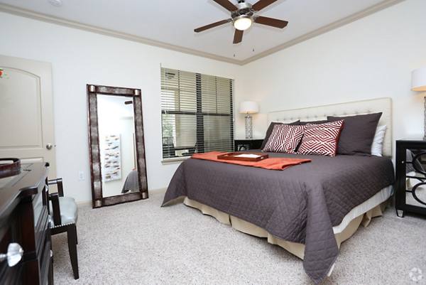 bedroom at Braeswood Place Apartments