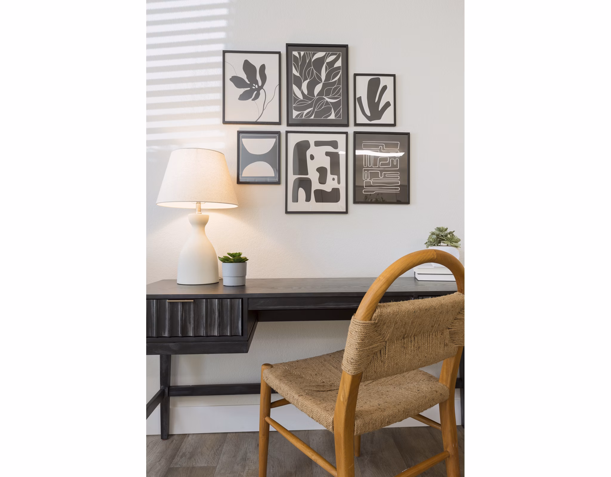 living room at CityScape at Lakeshore Apartments