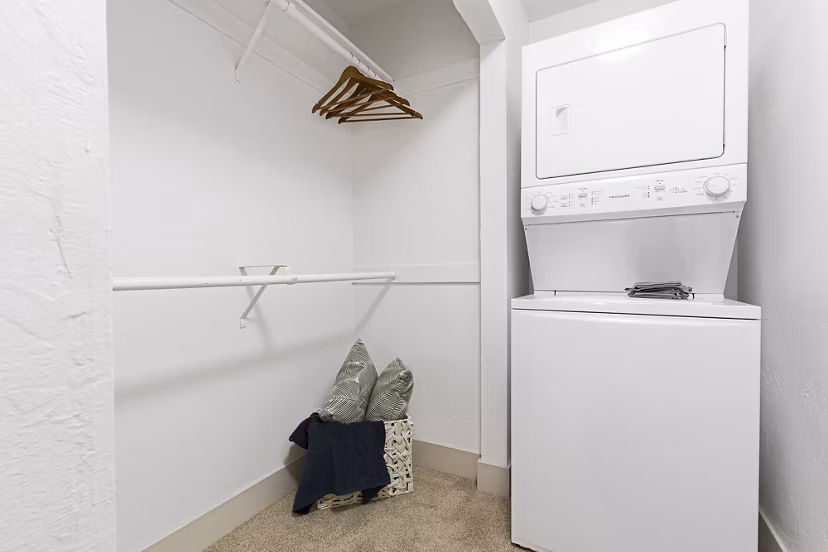 Modern high-rise luxury apartments in San Francisco at The Franciscan Apartments