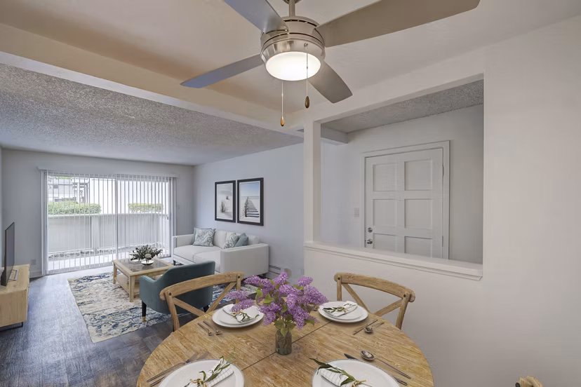 dining room at Cypress Point Apartments