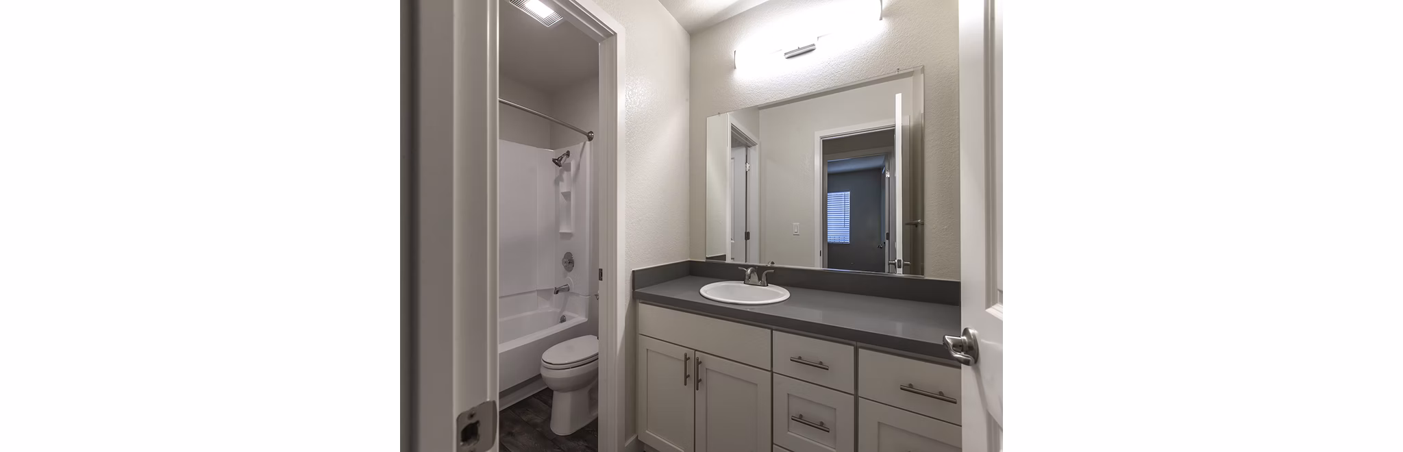 bathroom at San Marino Apartments