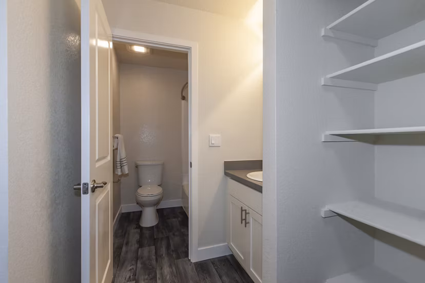 bathroom at San Marino Apartments