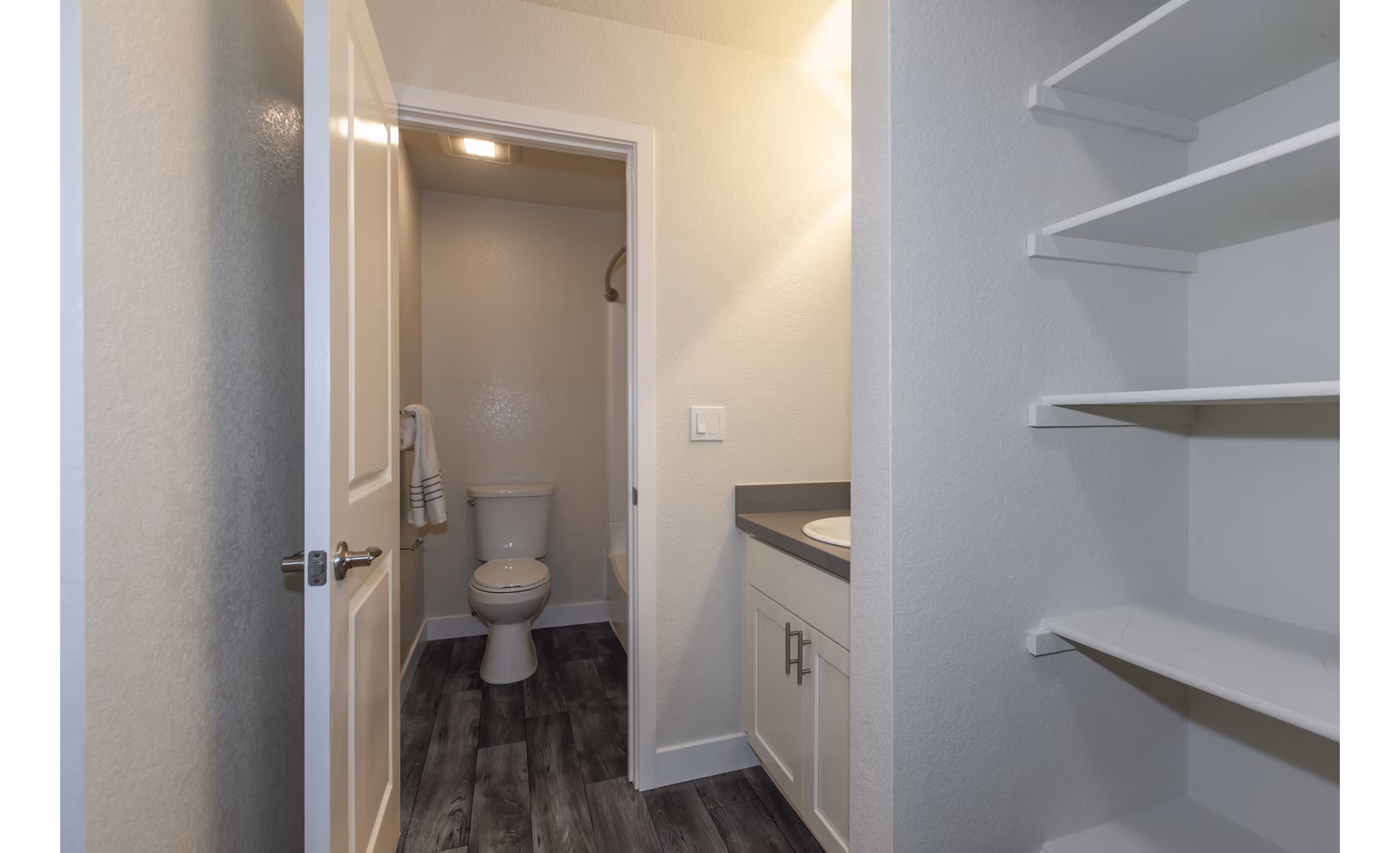 bathroom at San Marino Apartments