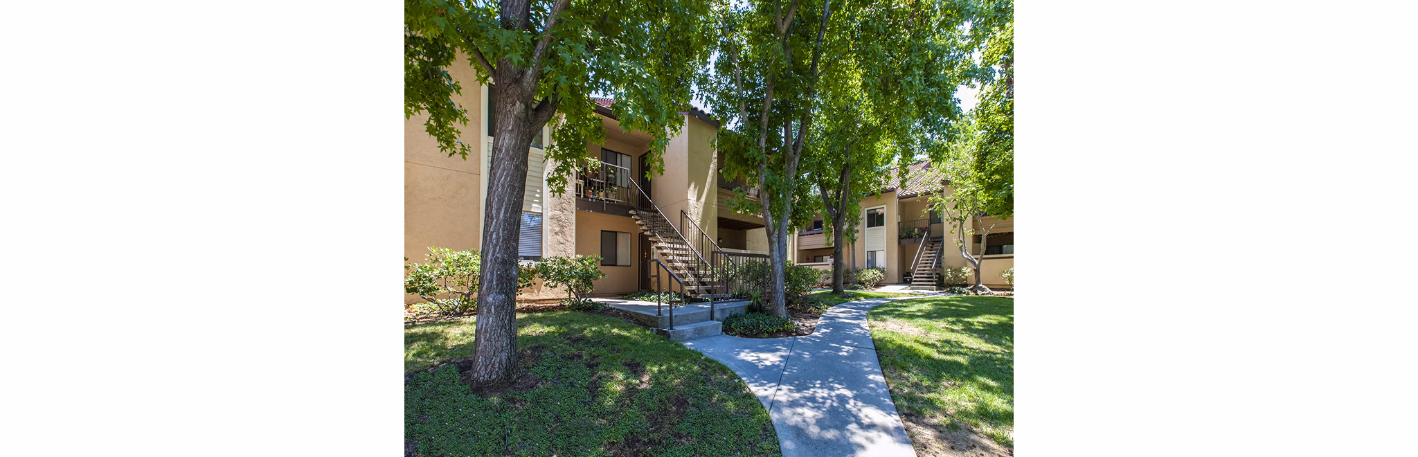 recreational area at San Marino Apartments