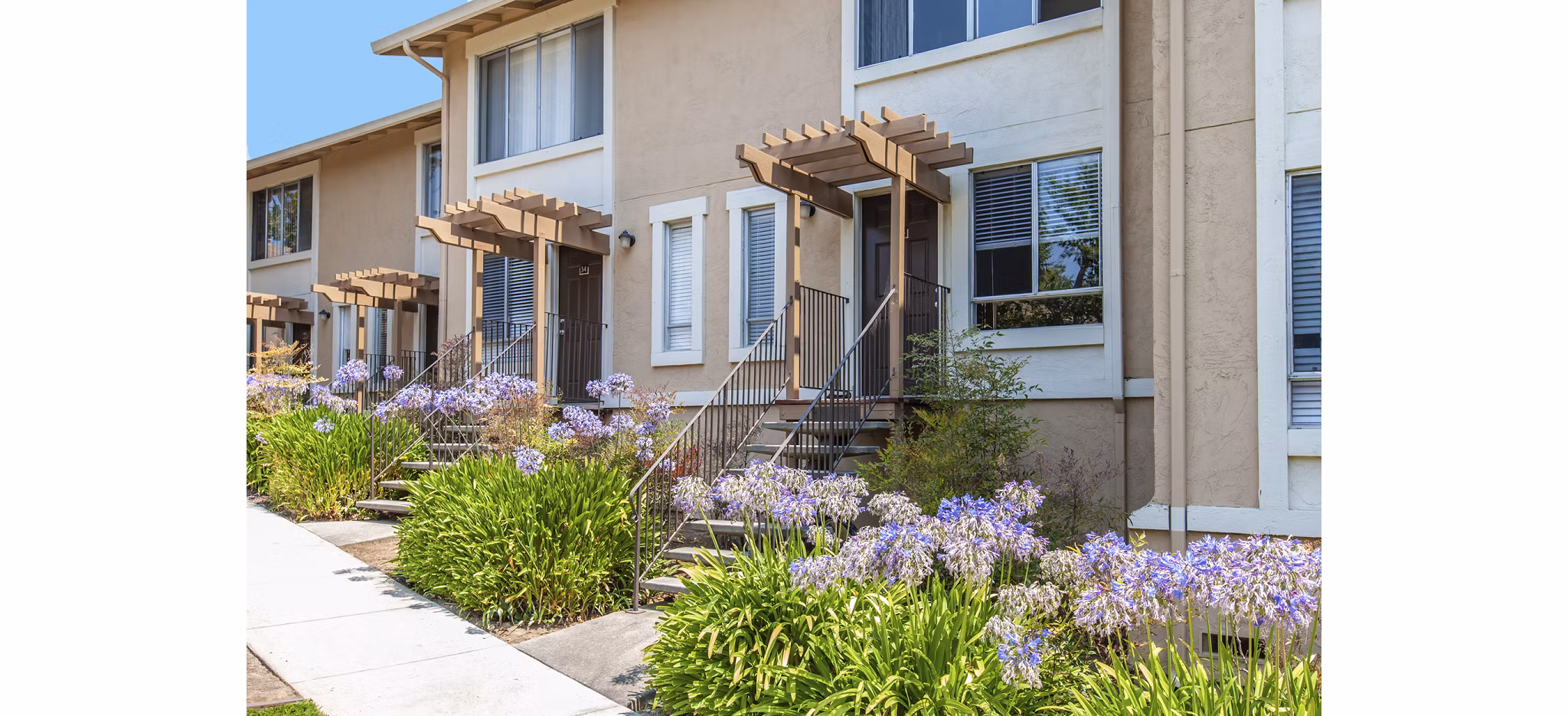 building/exterior at Landing at Capitola Apartments
