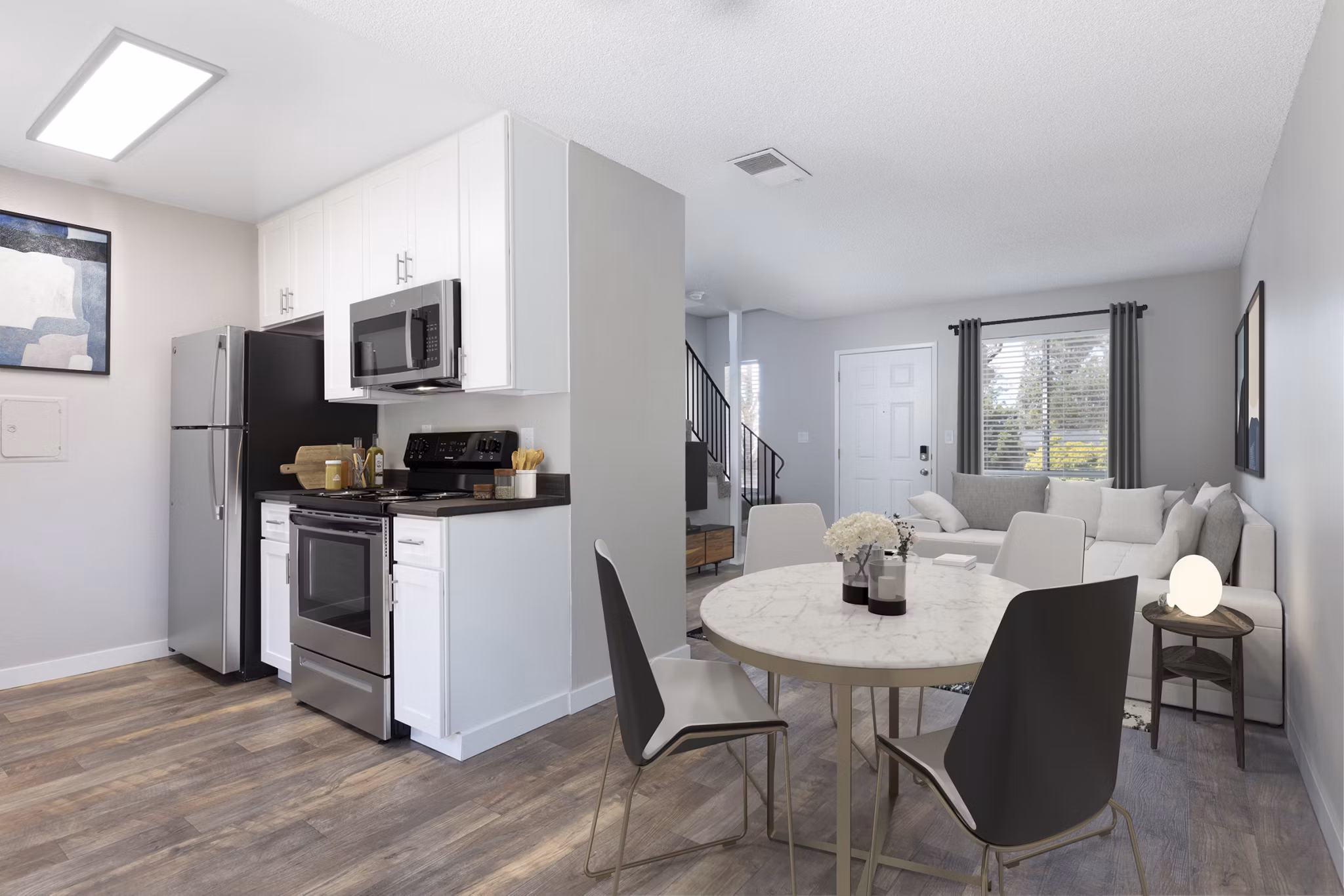 dining room at Landing at Capitola Apartments