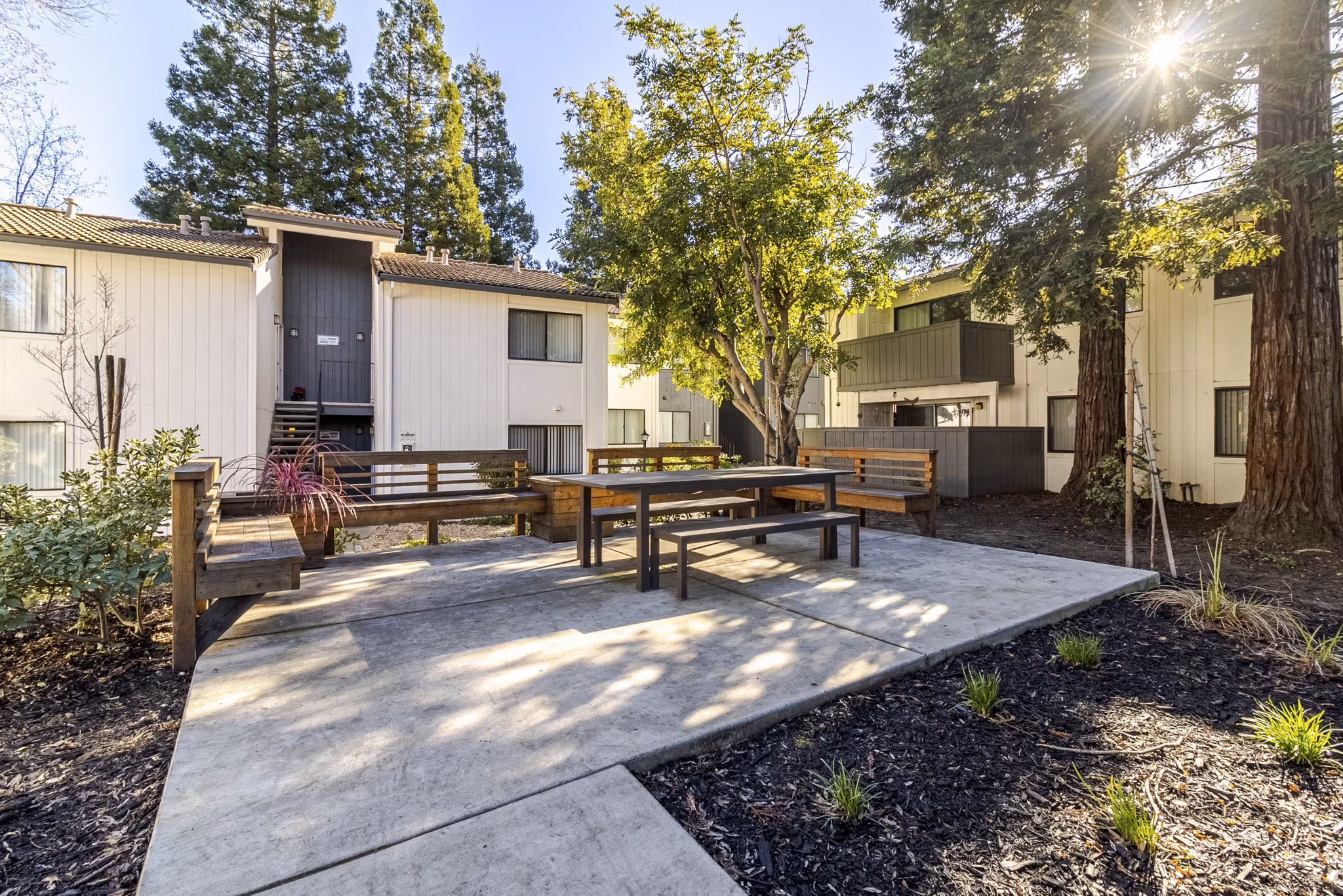 patio at Mission Pines Apartments