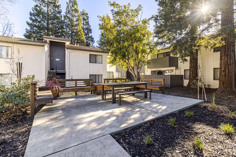 patio at Mission Pines Apartments