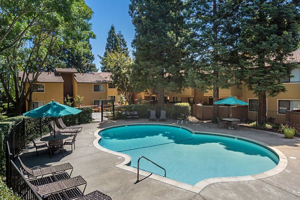 pool at Mission Pines Apartments