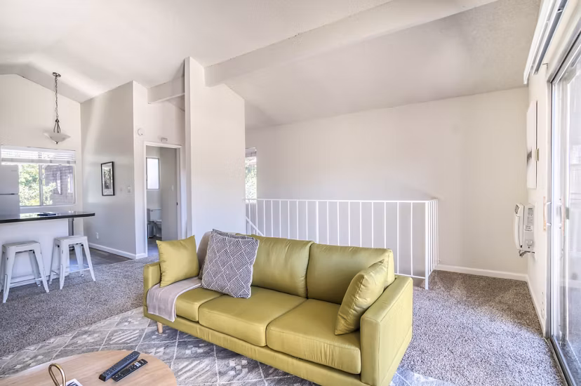 clubhouse at Westcliffe Trail Apartments 
