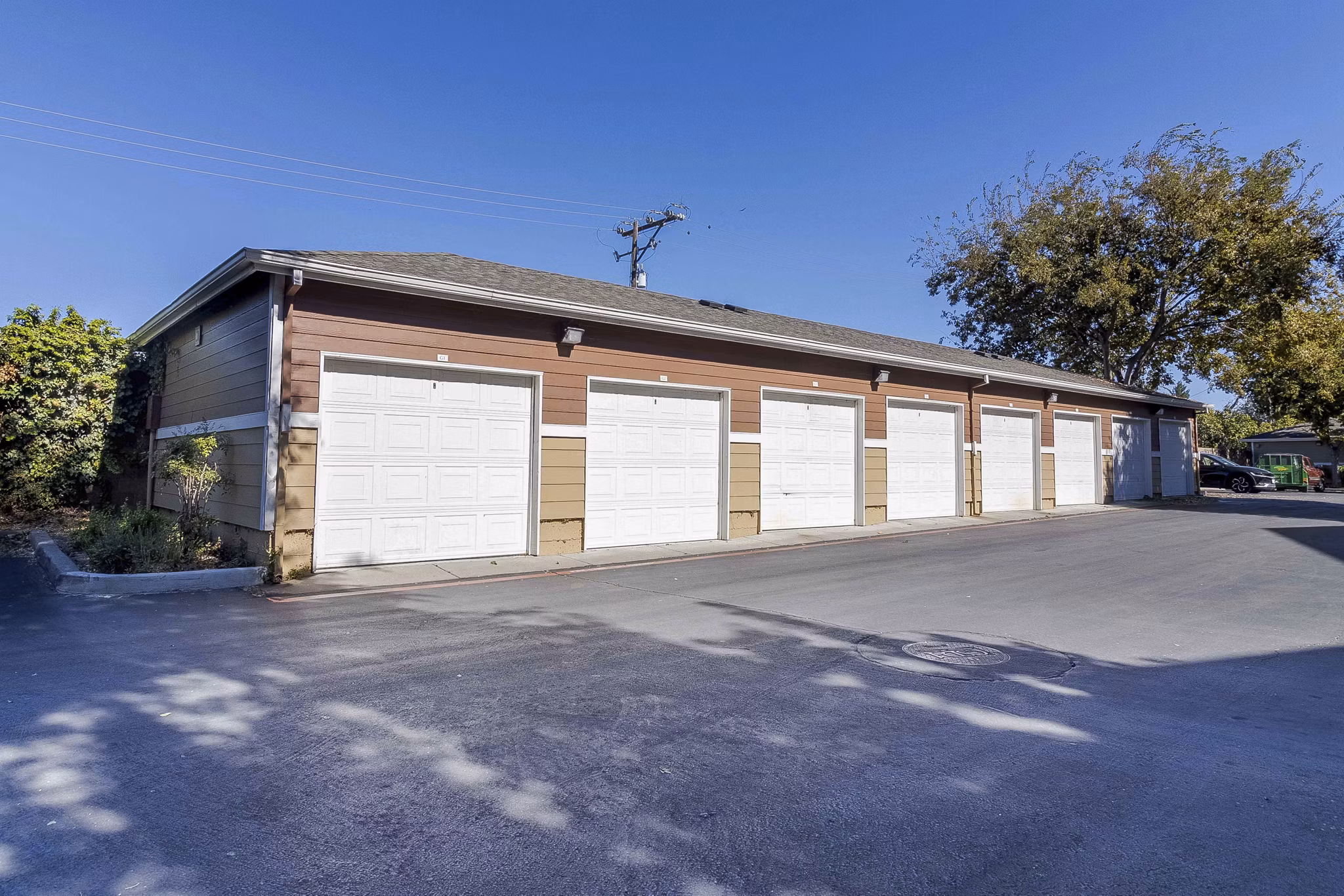 garage at Morgan Park Apartments
