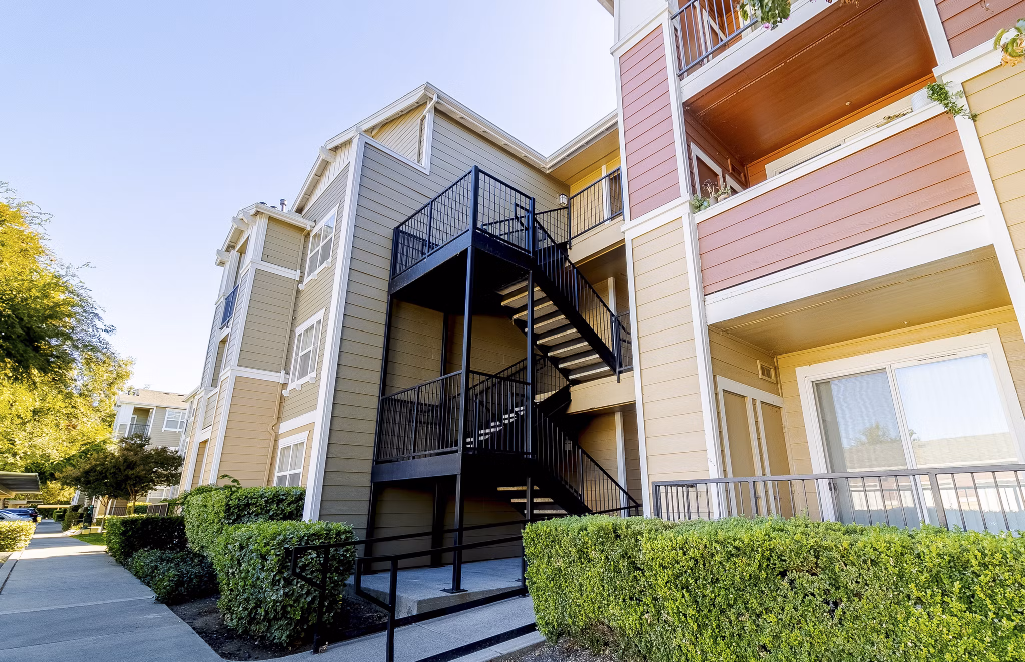 building at Morgan Park Apartments