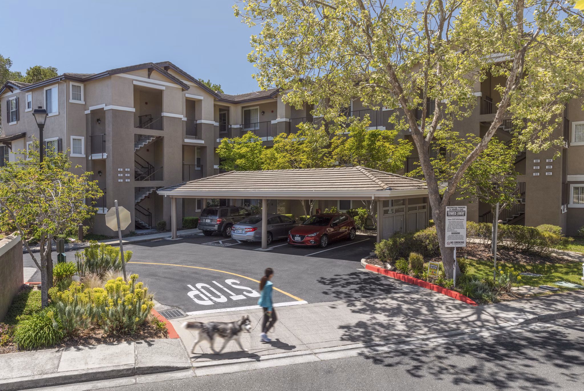 building/exterior at Park Place Apartments