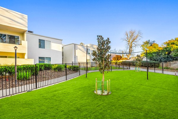 Dog-friendly space at Kensington Apartments featuring a well-maintained dog park for resident enjoyment