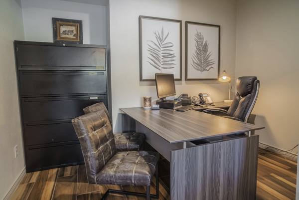 clubhouse at Winsted at White Rock Apartments