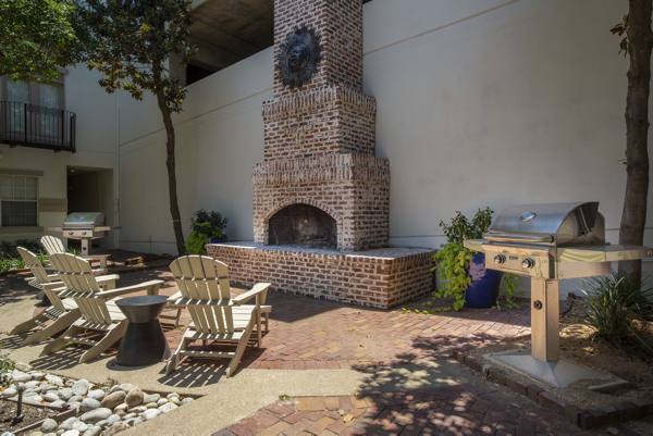 fire pit at Winsted at White Rock Apartments