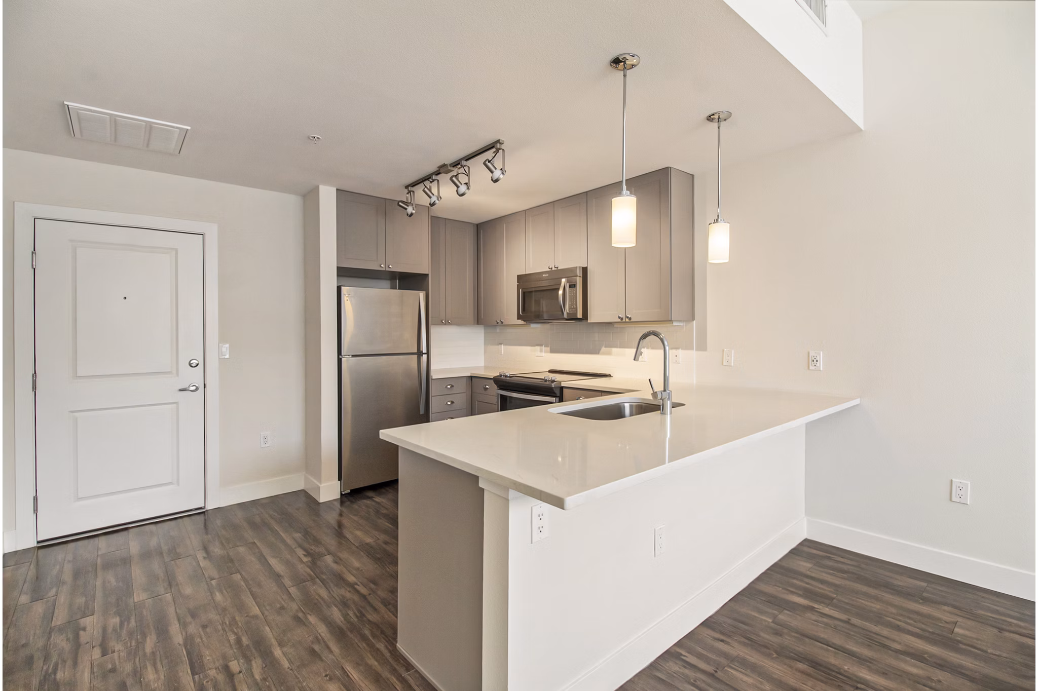 Kitchen at Highlands 32 Apartments