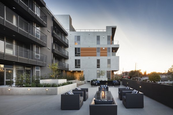 Talaria Apartments: Modern patio with stylish outdoor seating in Burbank luxury apartments