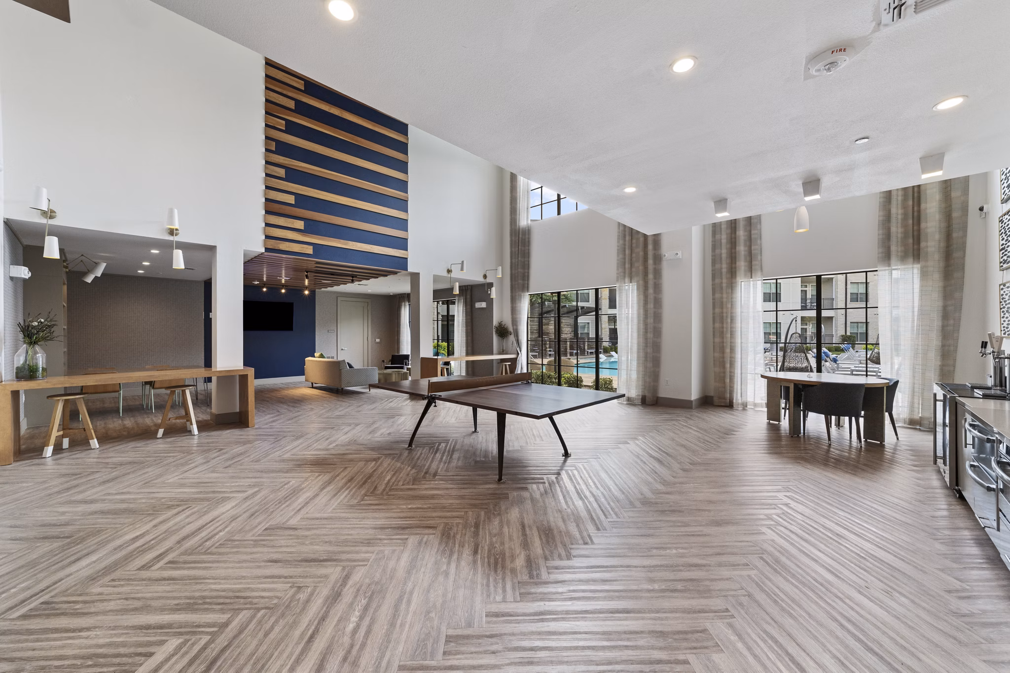 clubhouse at The Sterling at Oak Hills Apartments