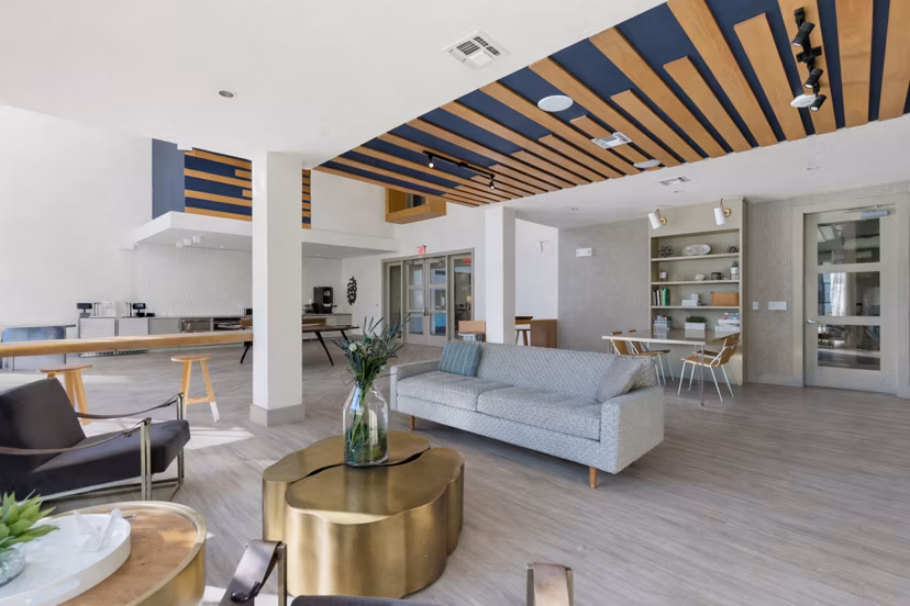 clubhouse at The Sterling at Oak Hills Apartments