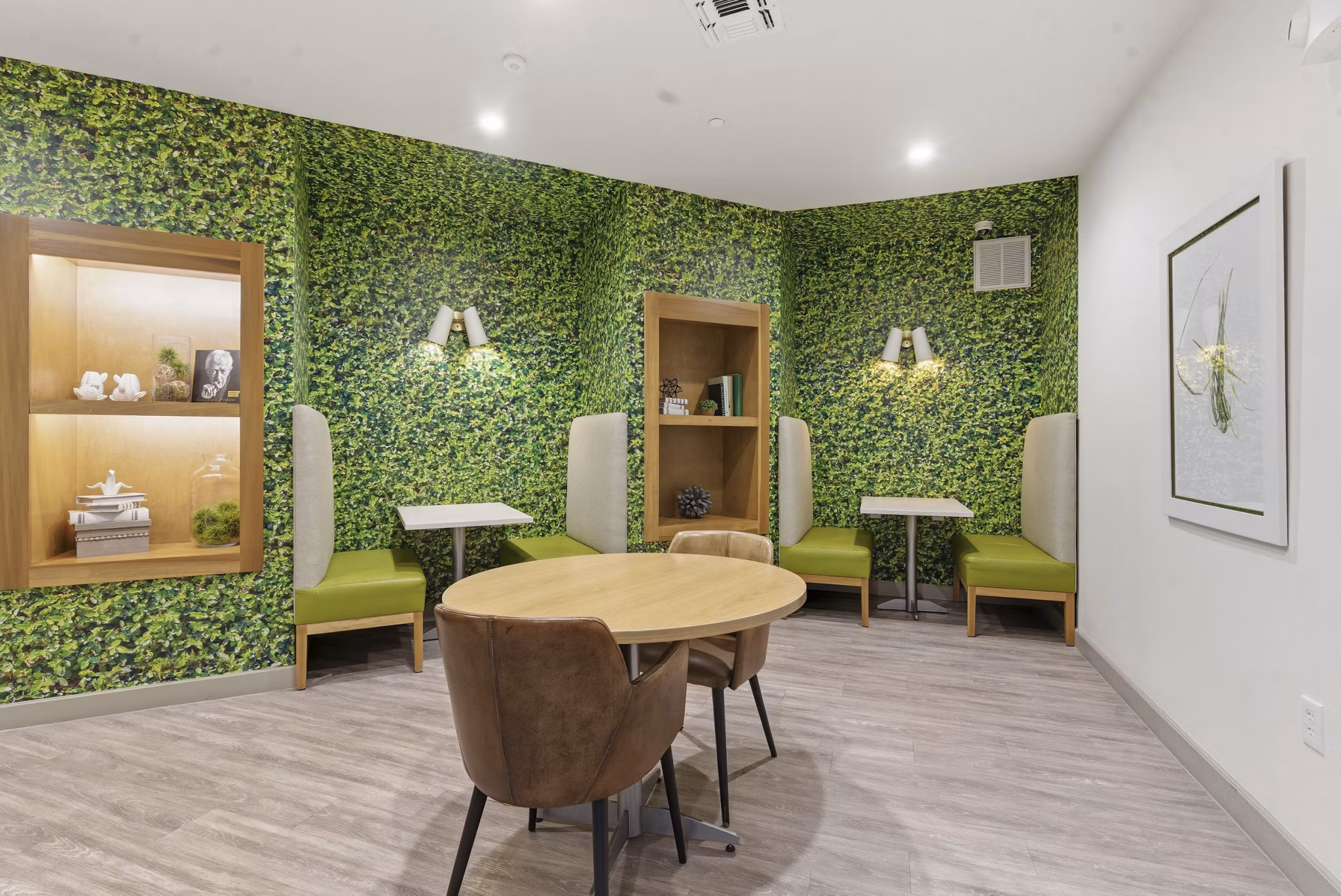 clubhouse at The Sterling at Oak Hills Apartments