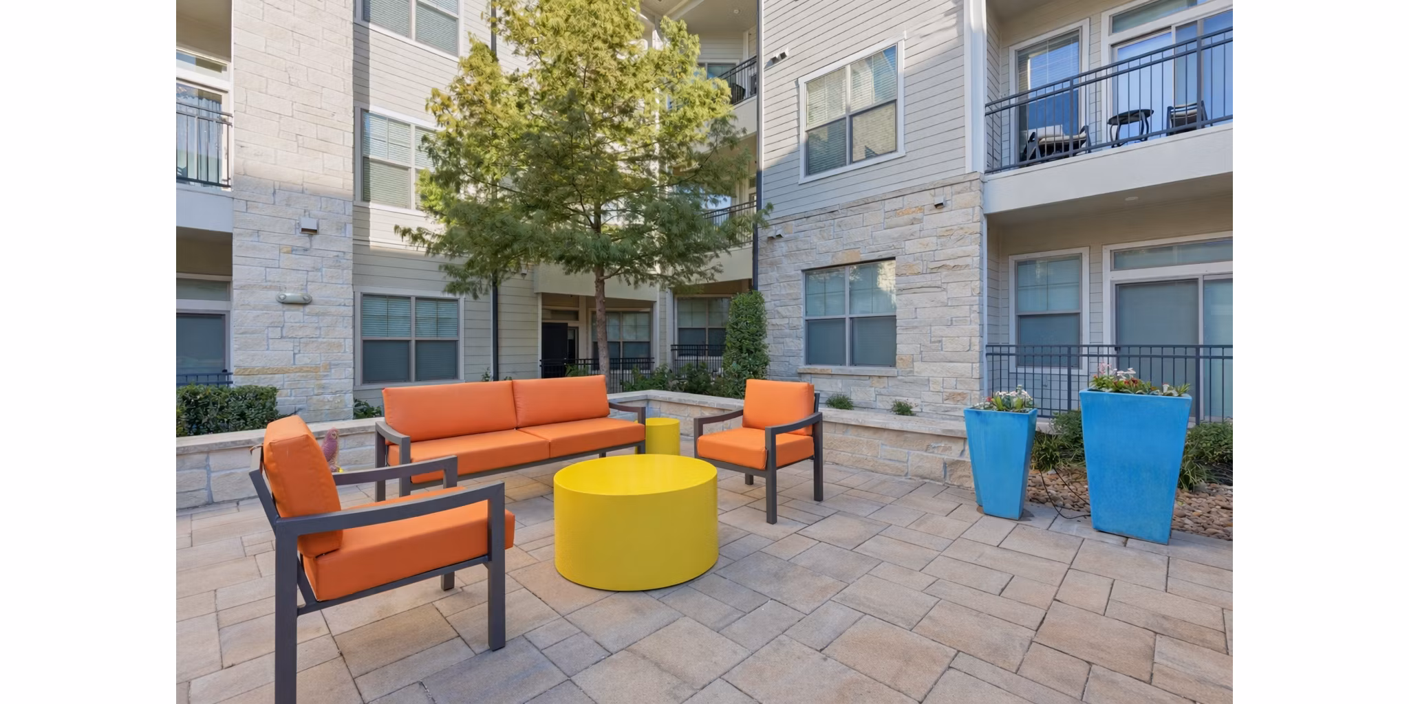 patio at The Sterling at Oak Hills Apartments