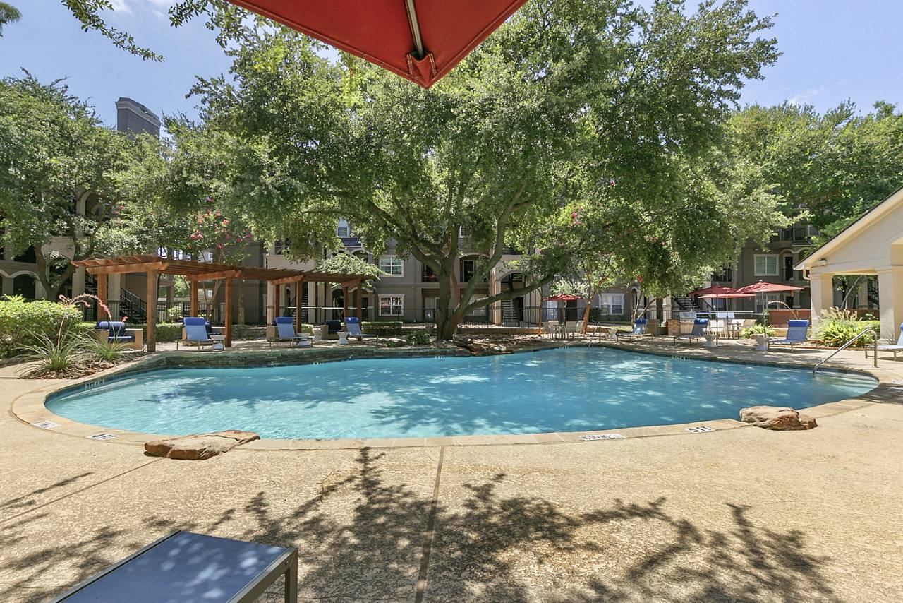 La Costa Villas in Dallas Greystar