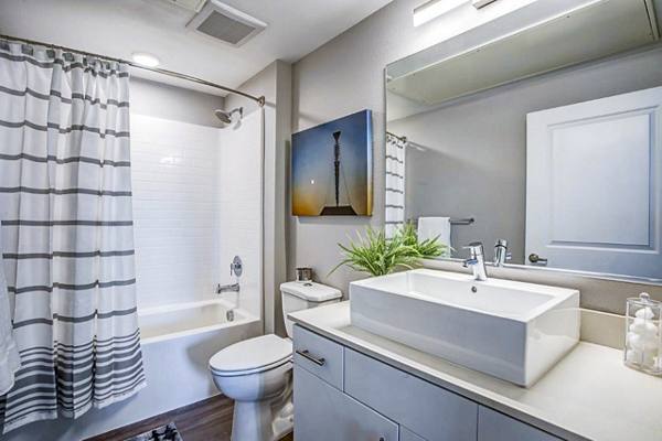 bathroom at Inova Apartments