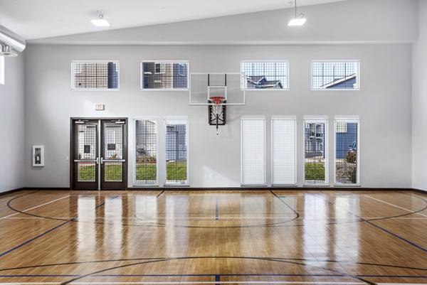 basketball court at Inova Apartments