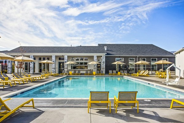 pool at Inova Apartments