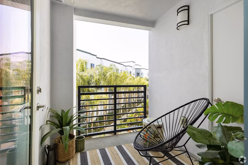 patio at Eton at Warner Center Apartments 