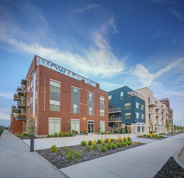 building at Vida at Daybreak Apartments