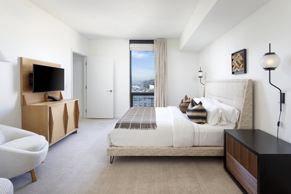 bedroom at Columbia Square Living Apartments