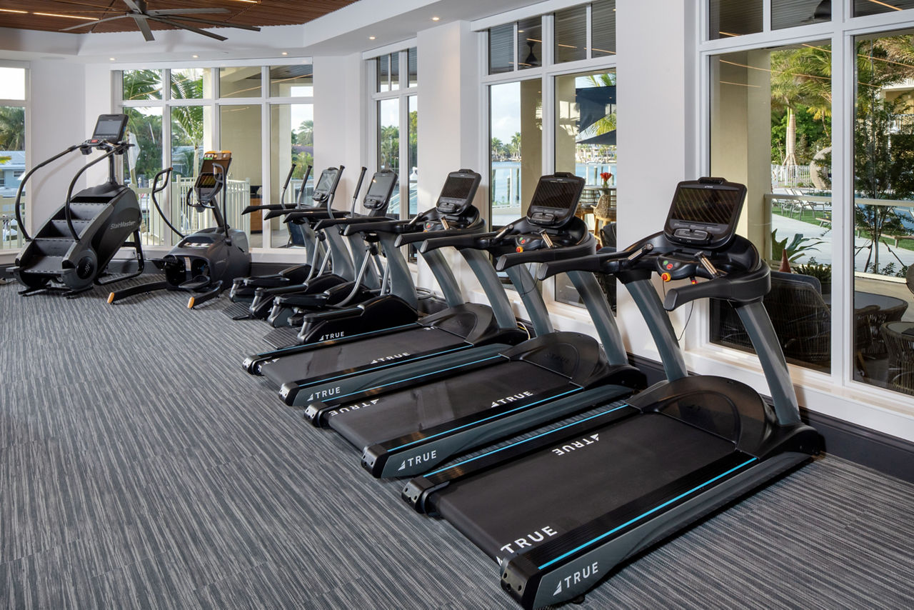 Gym at 1333 South Ocean (2 of 4)