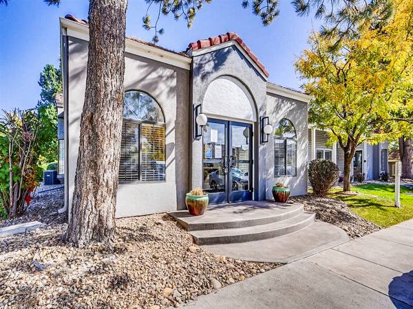 clubhouse at Sienna at Cherry Creek Apartments