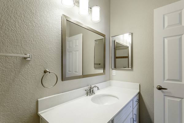 bathroom at Parkfield Apartments