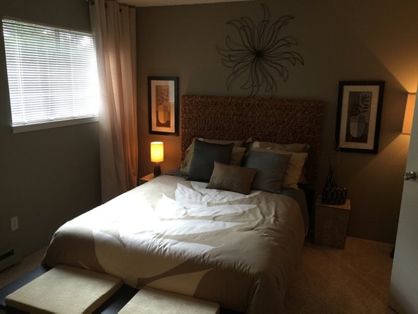 bedroom at Silverbrook Apartments