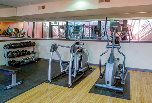 fitness center at Silverbrook Apartments