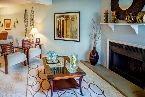 living room at Silverbrook Apartments