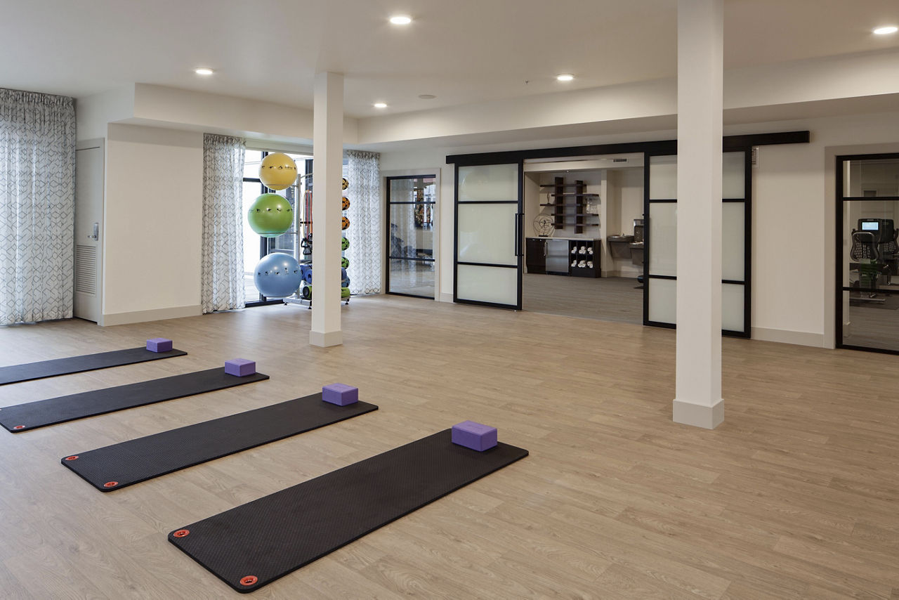 Gym at Mariblu Southcenter (4 of 4)