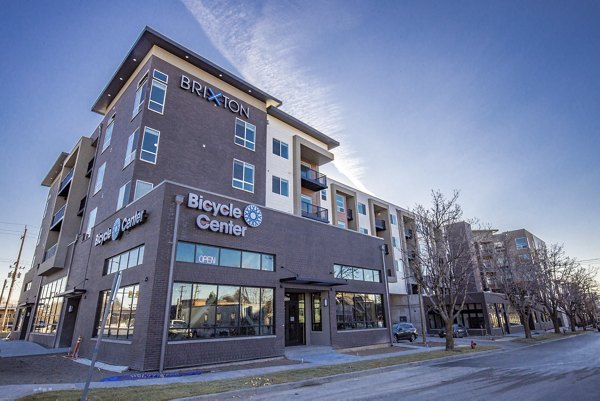 Brixton Apartments: Contemporary luxury apartment building in a prime location