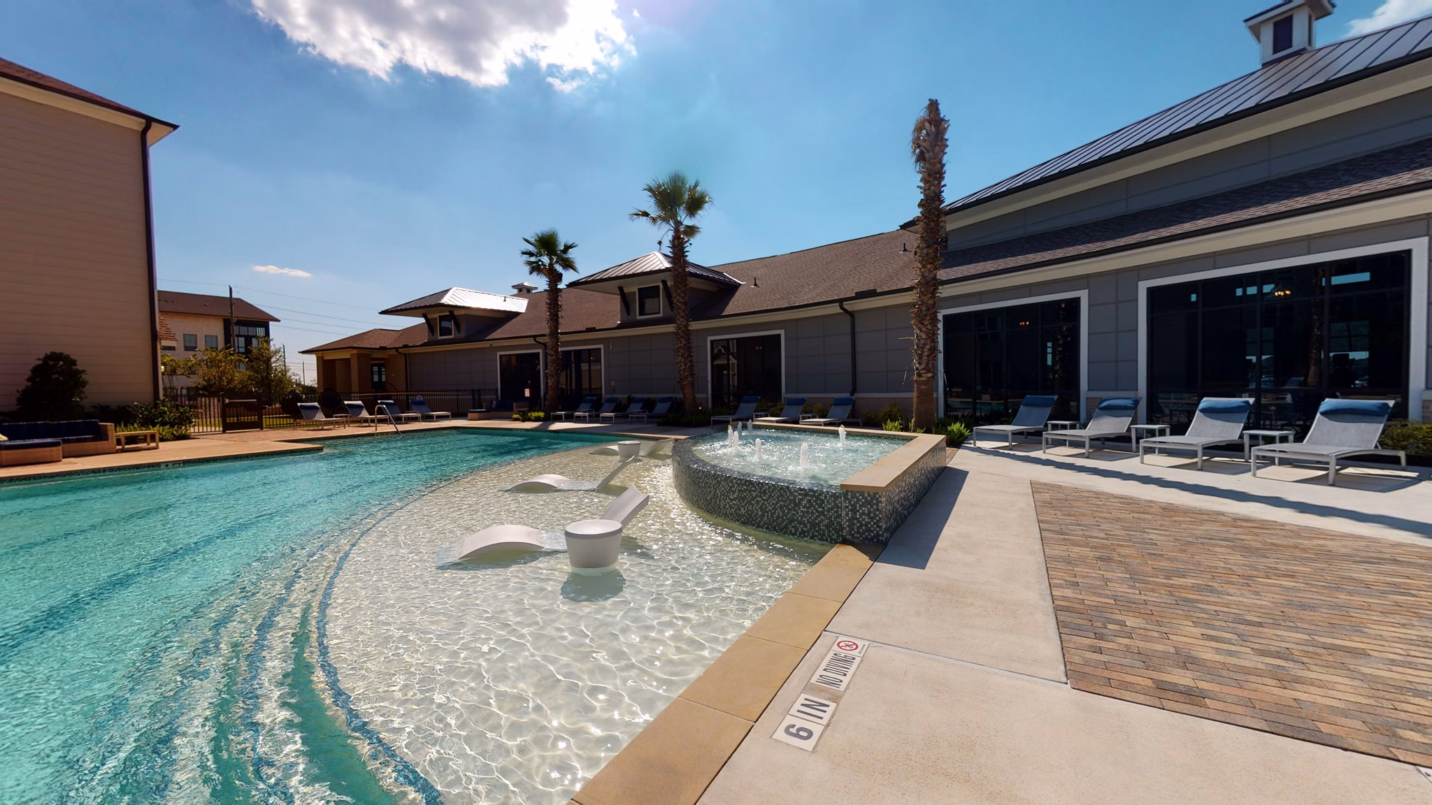 pool at Bellrock Market Station Apartments